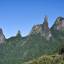 Na região de Teresópolis, o Dedo de Deus, formação rochosa mais conhecida da Serra dos Órgãos, no Rio de Janeiro